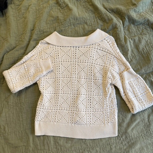 Reitmans | women's xsmall Cream V-Neck Sweater with collar - Picture 4 of 5